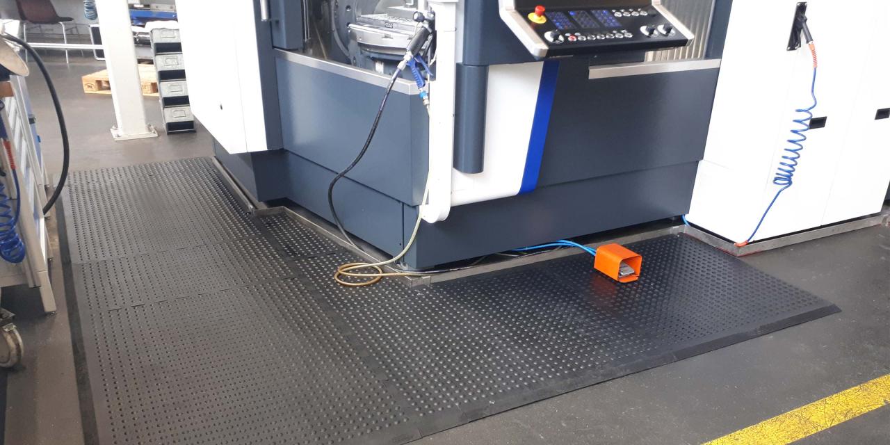 Ölbeständiger Arbeitsplatz